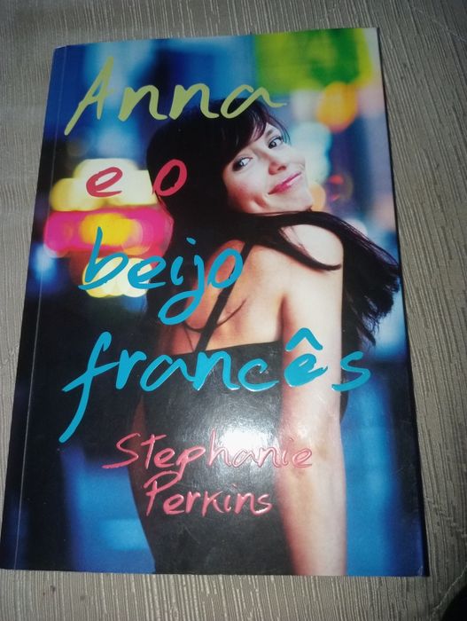 Livro - Anna e o beijo francês