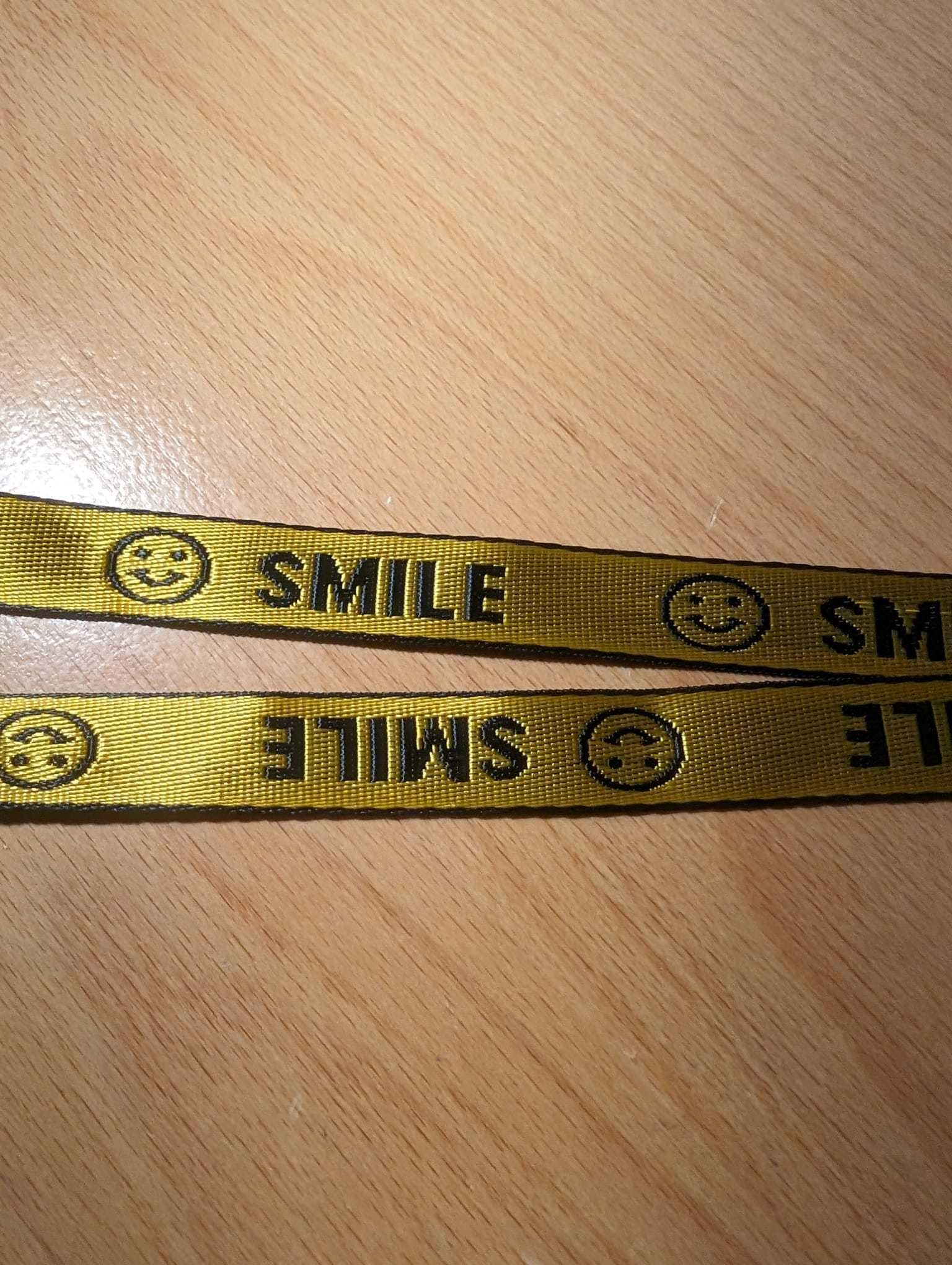 Fita porta chaves Smile