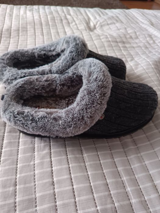 Pantofle Sketchers Ice Angel 37½