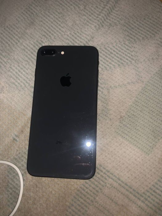 Apple iPhone 8+ 256GB Space Gray