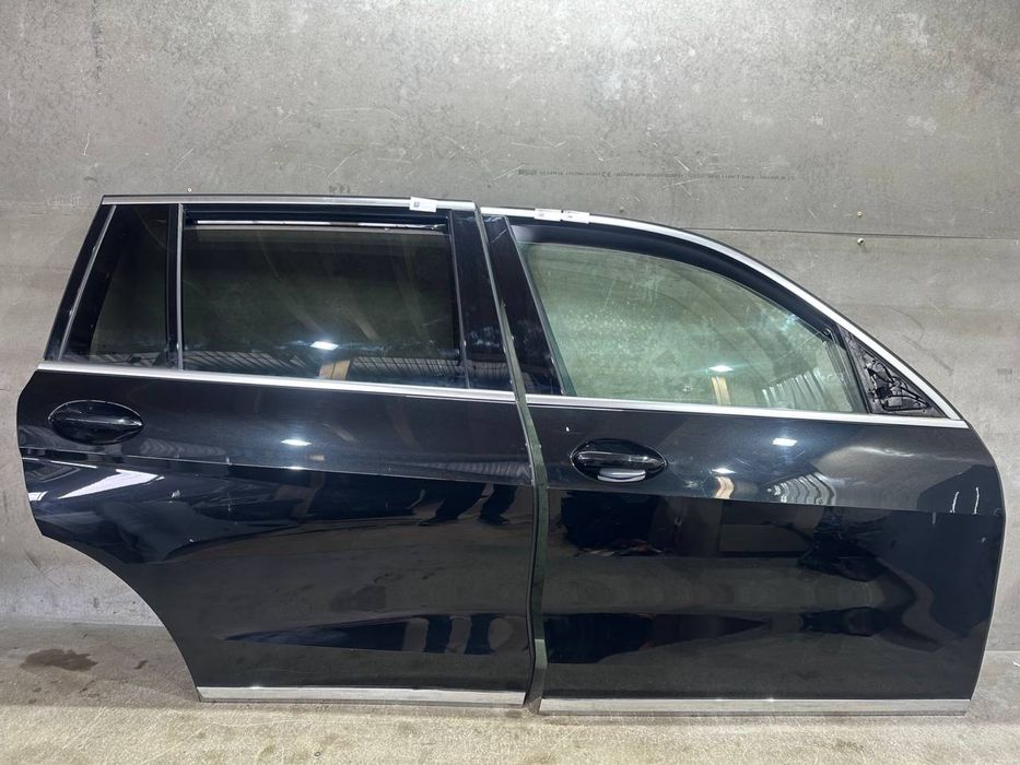 Двери правые BMW G05 475