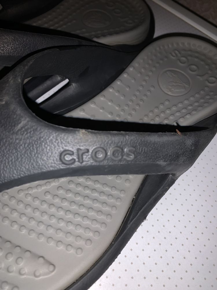 Crocs Размер  М 8 W 10 . В идеальном состоянии .