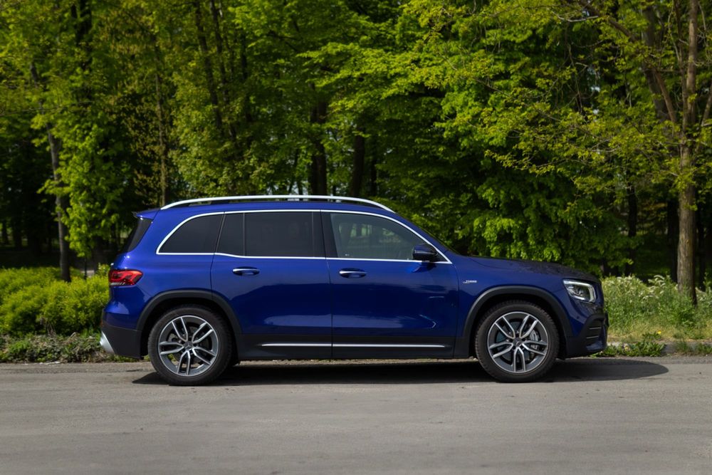 Wynajem aut wypożyczalnia suv Mercedes GLB35 AMG PROMOCJA 30dni 6499!