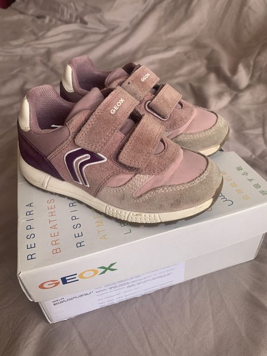 Продам дитячі кросівки Geox, 27 р.