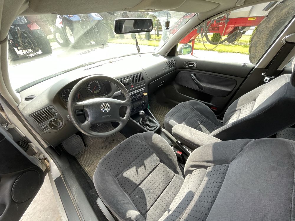 Volkswagen Golf 4 1.6