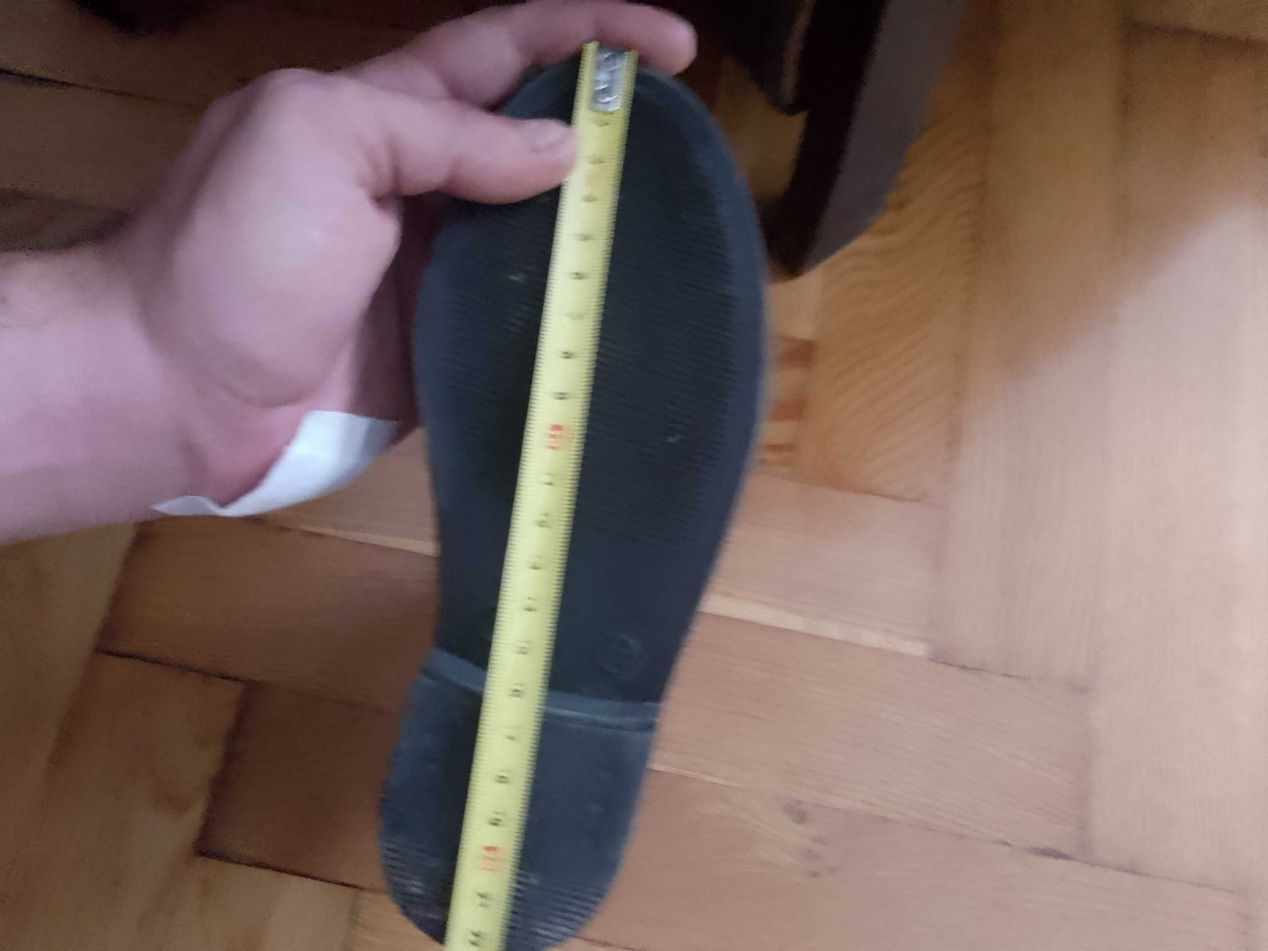 Sztyblety jeździeckie nowe ,,kantrie,, .buty na konia 31 . Mam kask