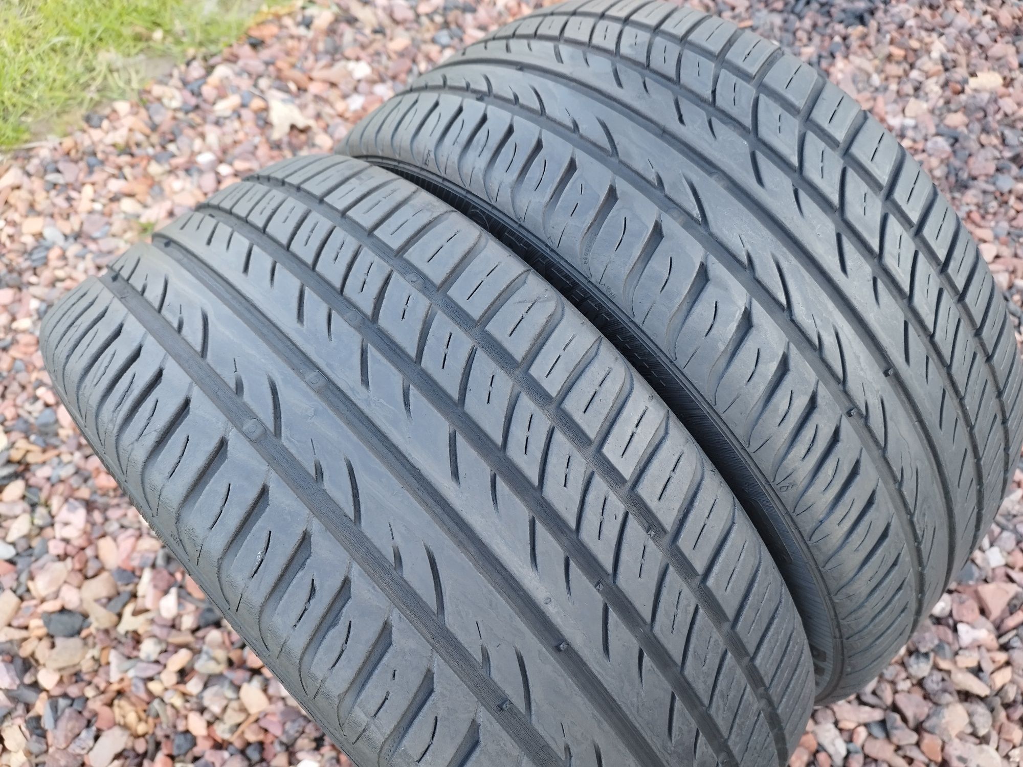 Letnie Platin 225/45R17.