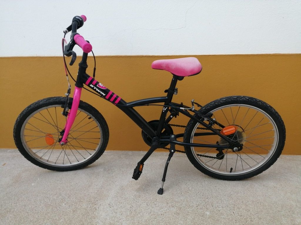 Bicicleta B-TWiN roda 20  para menina