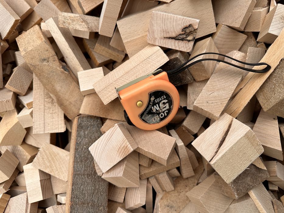 Drewno  opalowe  kominkowe buk  suche  drobne  klocki  sauna