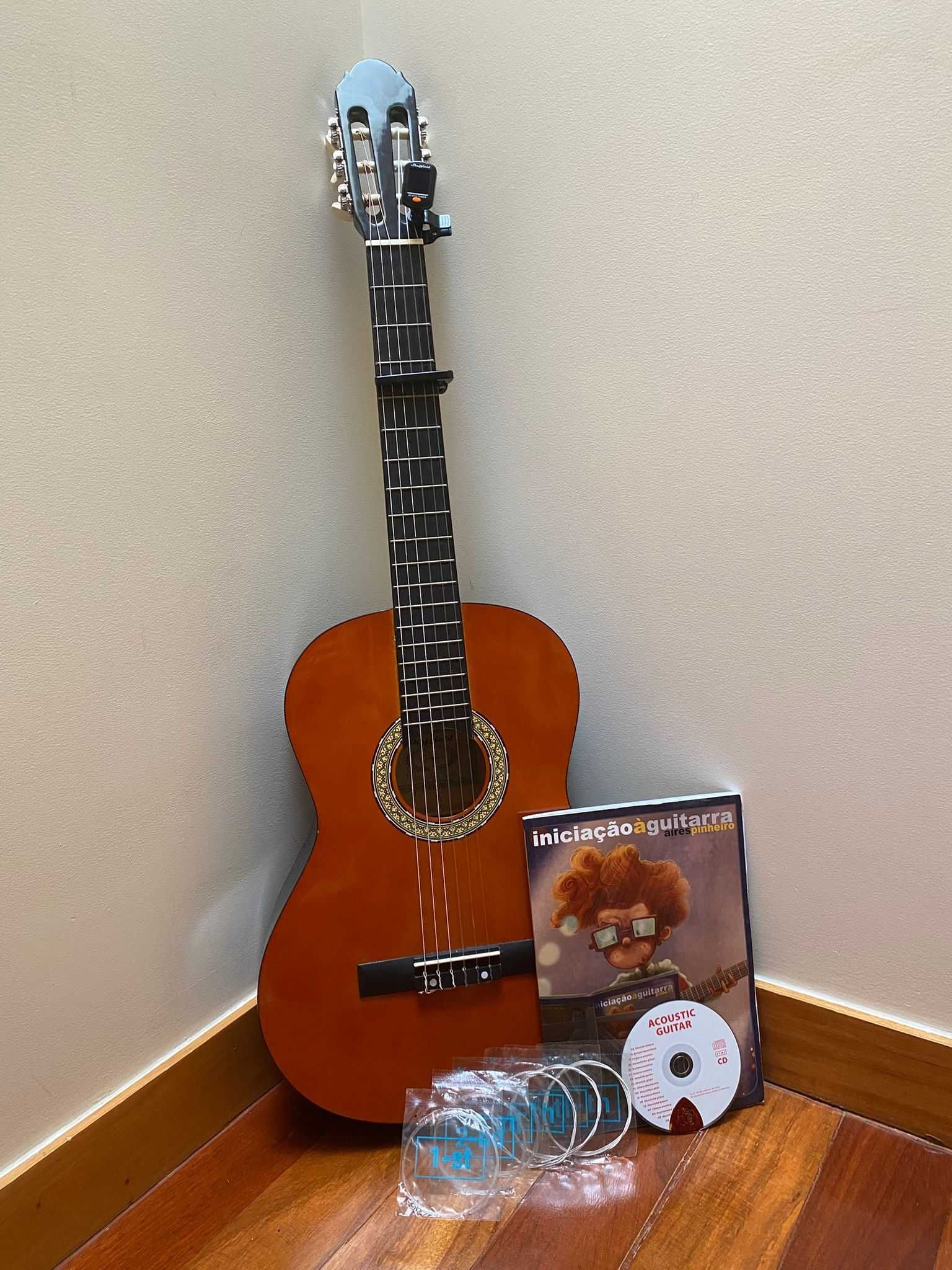 GUITARRA CLÁSSICA SHEFFIELD, mais livro de aprendizagem