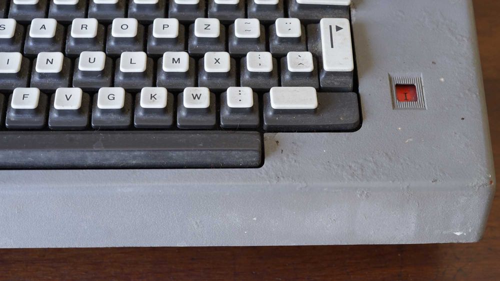 Máquina de Escrever Antiga Olivetti Ivrea