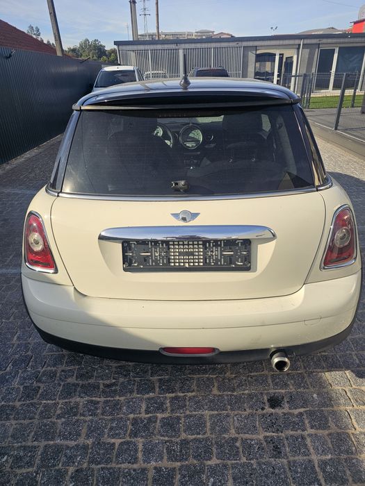 Vendo mini Cooper 1.6 gasolina carro importado