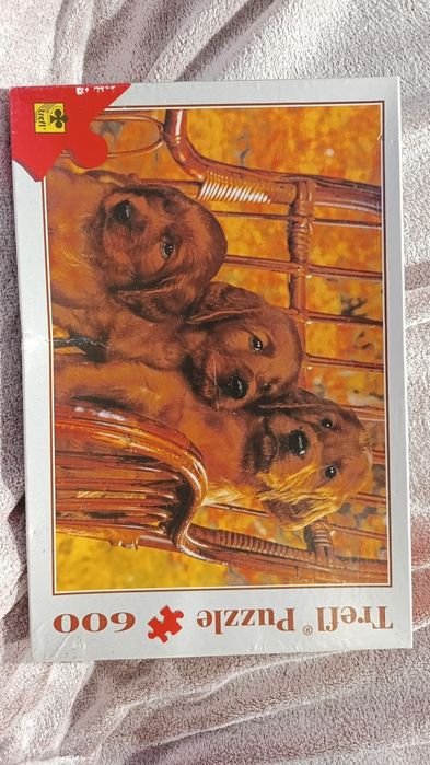 Puzzle pieski 600