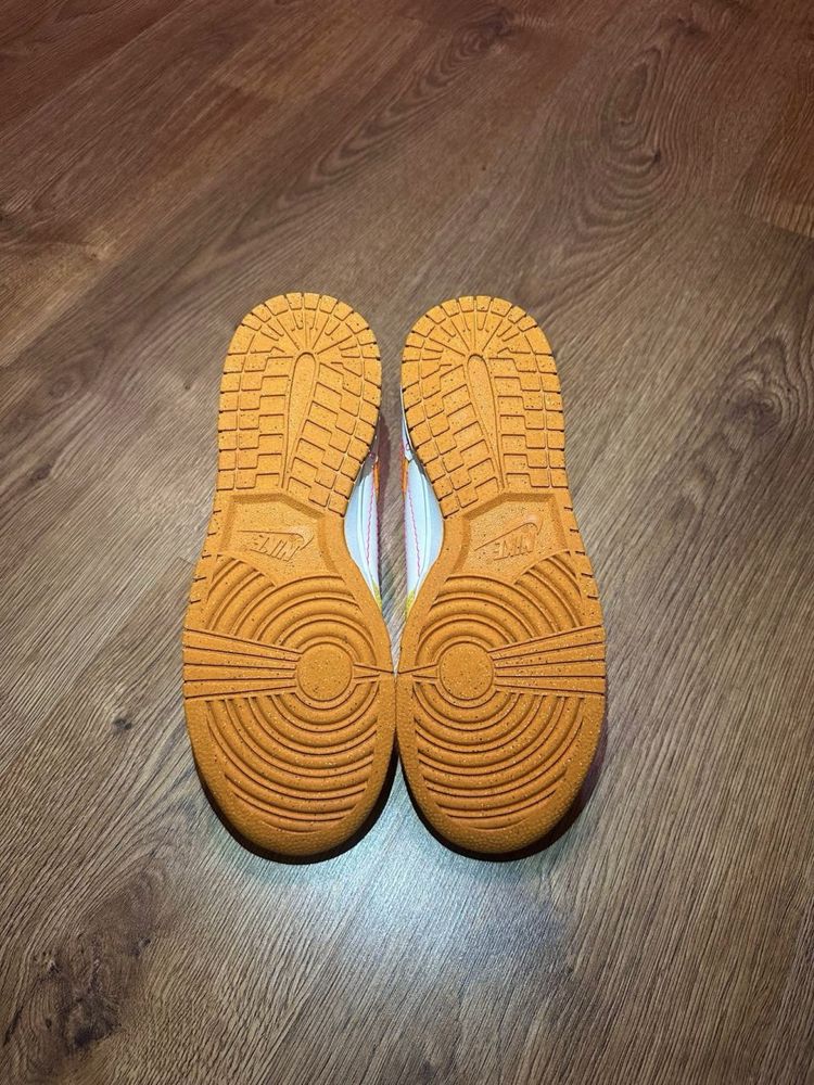 Кросівки Nike Dulow Disrupt 2 Sunrise Orange/White