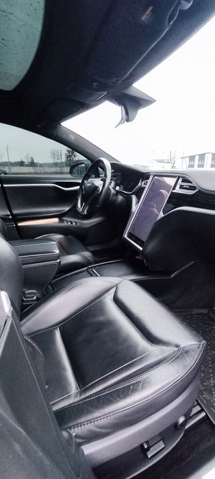 Тесла S 2016 Інтел 75d dual motor Tesla S