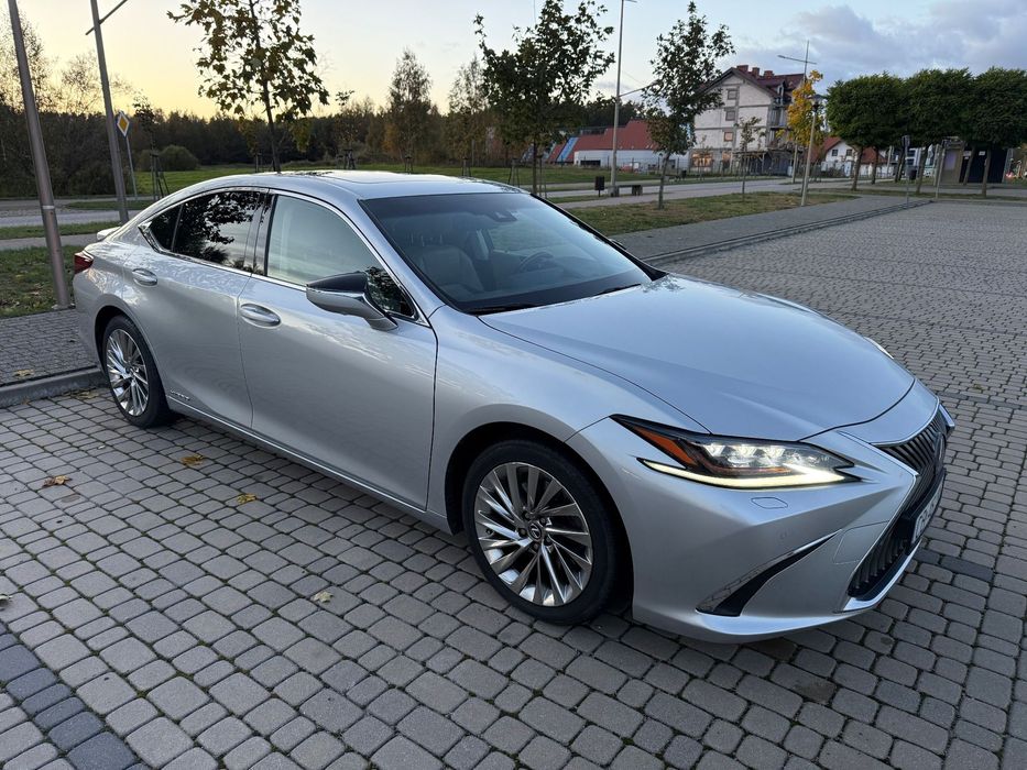 Lexus ES Lexus ES 300h wersja OMOTENASHI, piękne kremowe skóry, 120 tys. km
