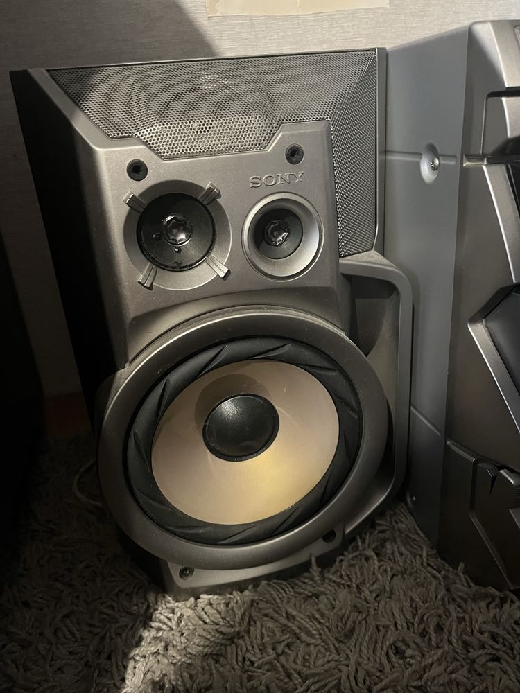 Wieża stereo SONY MHC-RXD85