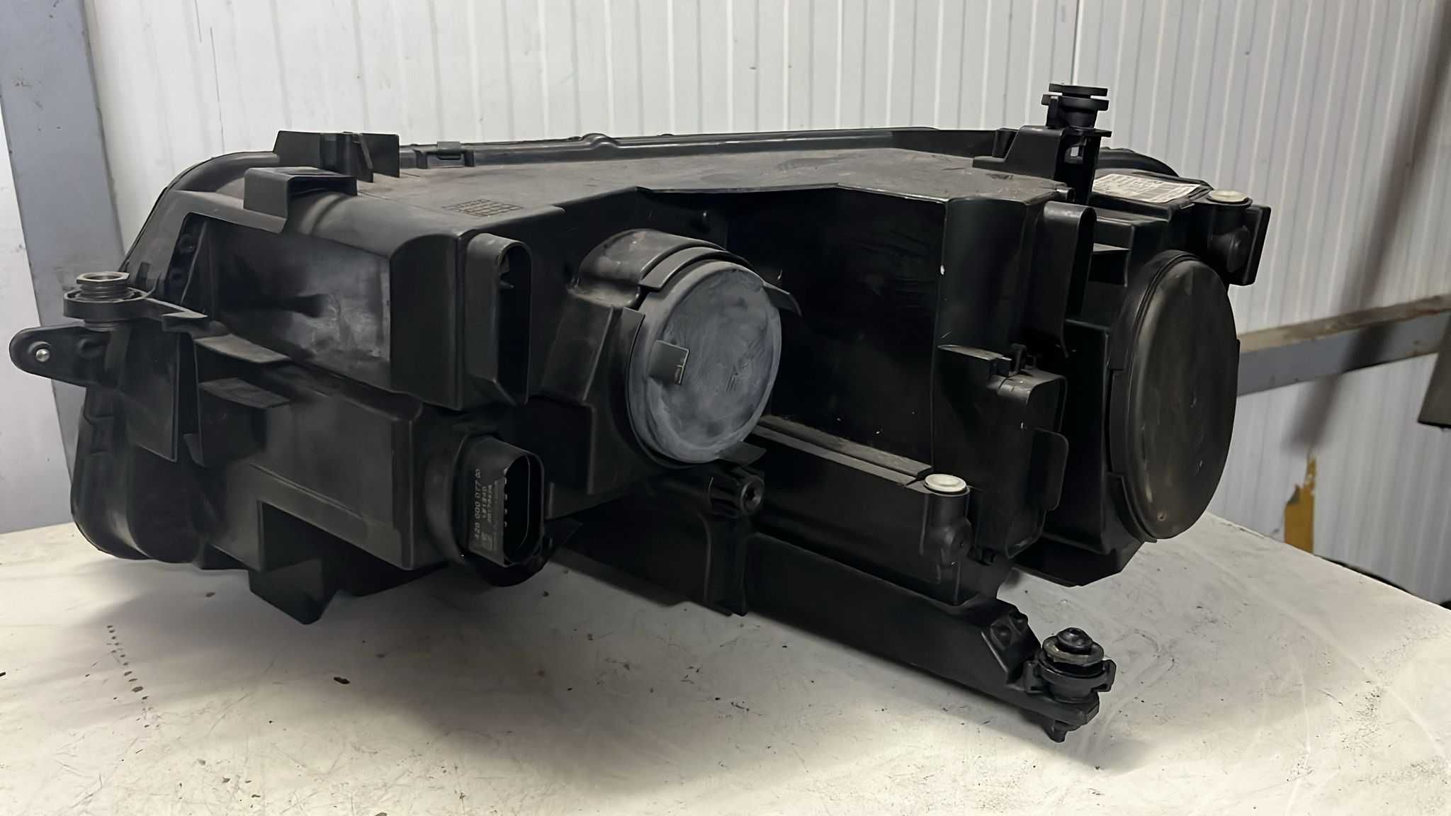 Farol Direito VOLKSWAGEN TIGUAN (5N2) Advance BlueMotion