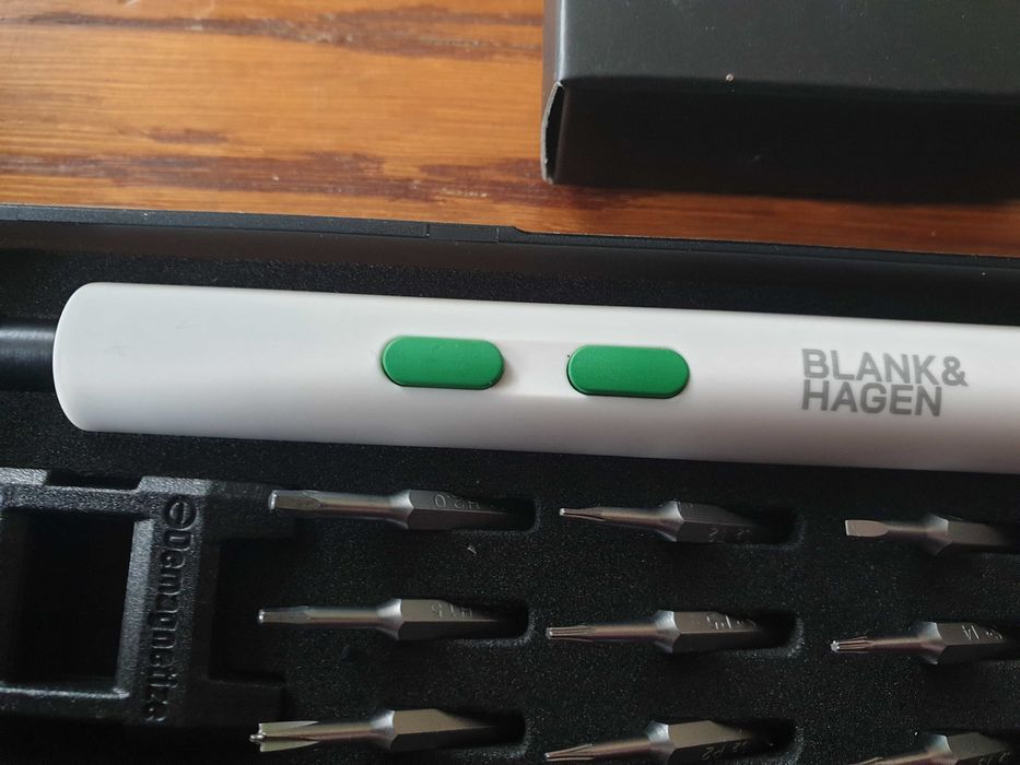Nowy elektroniczny wkrętak.
