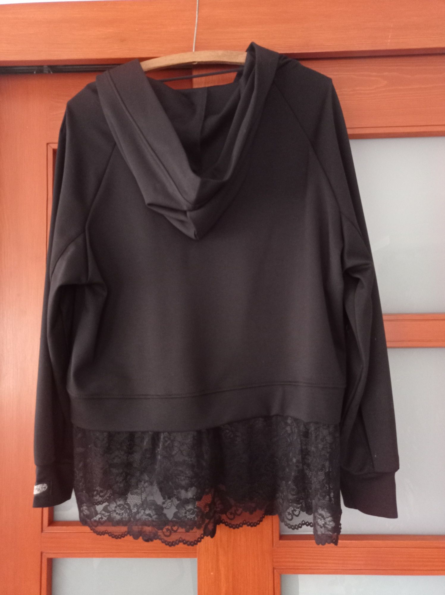 Bluza z by o La la