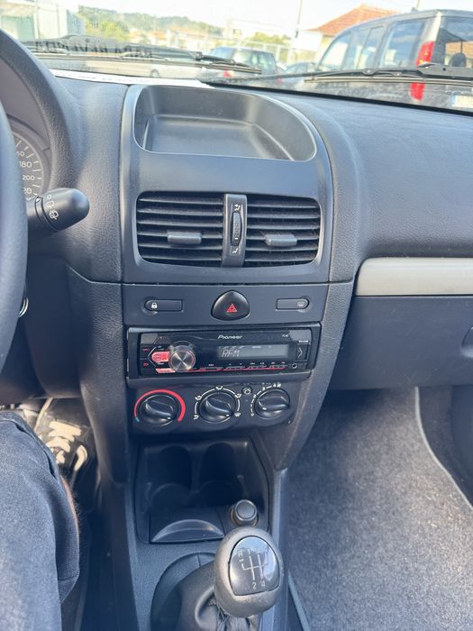 Renault Clio 1.5 DCi 65CV