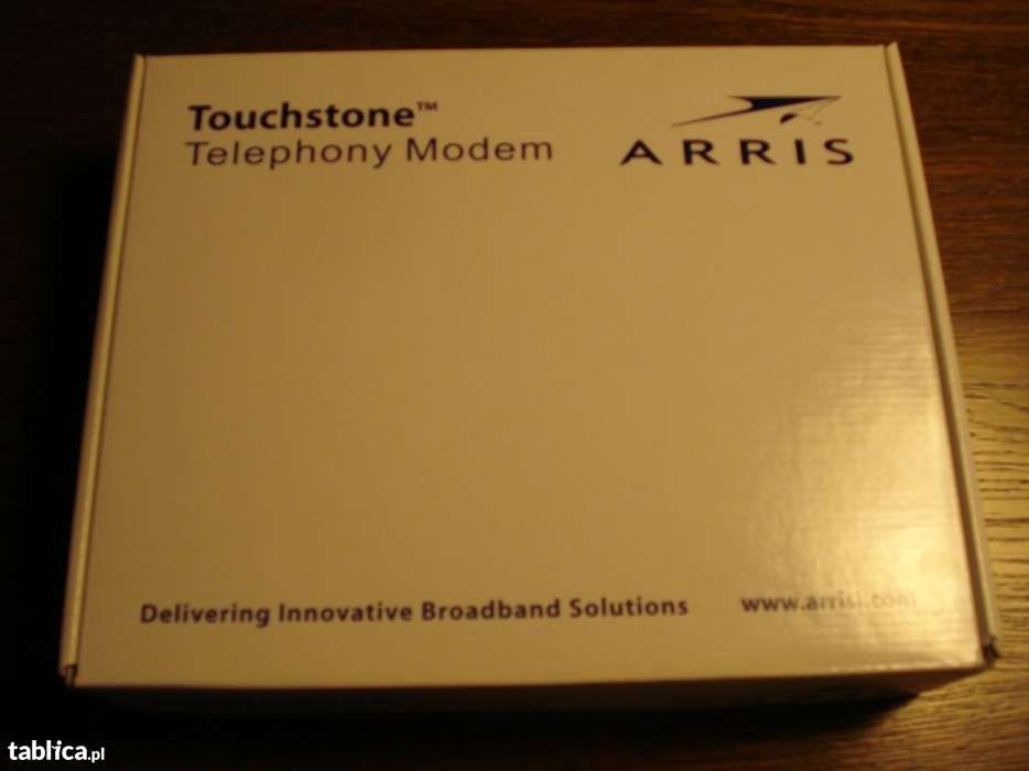 Modem telefoniczny ARRIS TM502B/220