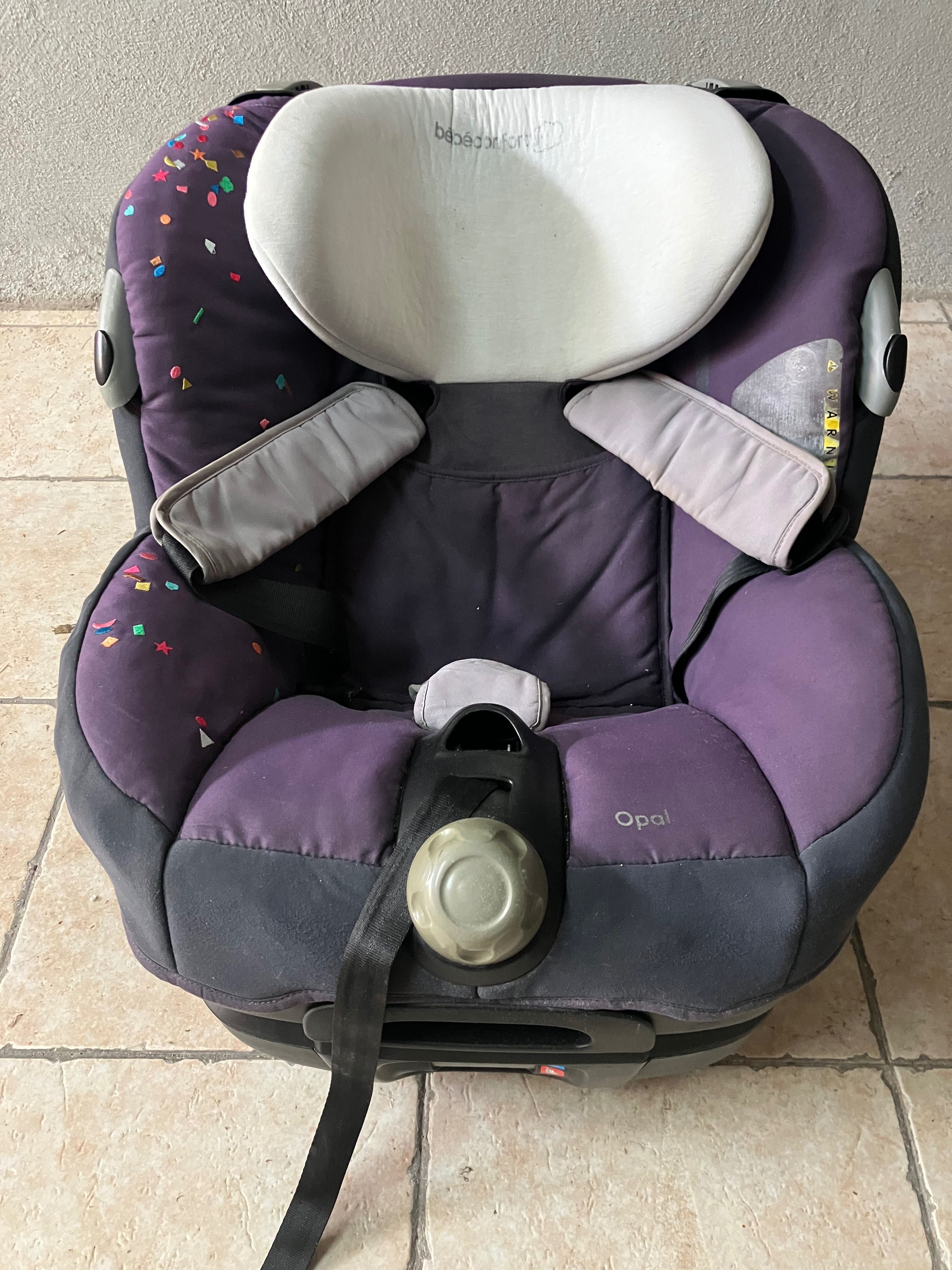 Cadeira auto de bebé rotativa