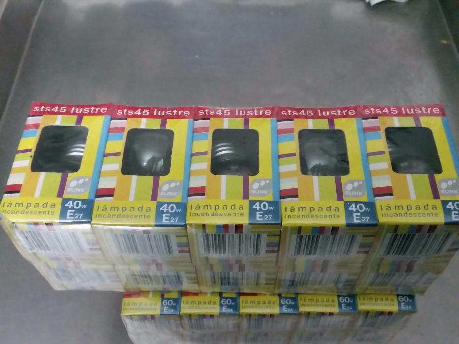 Lâmpadas modelo anterior mas novas