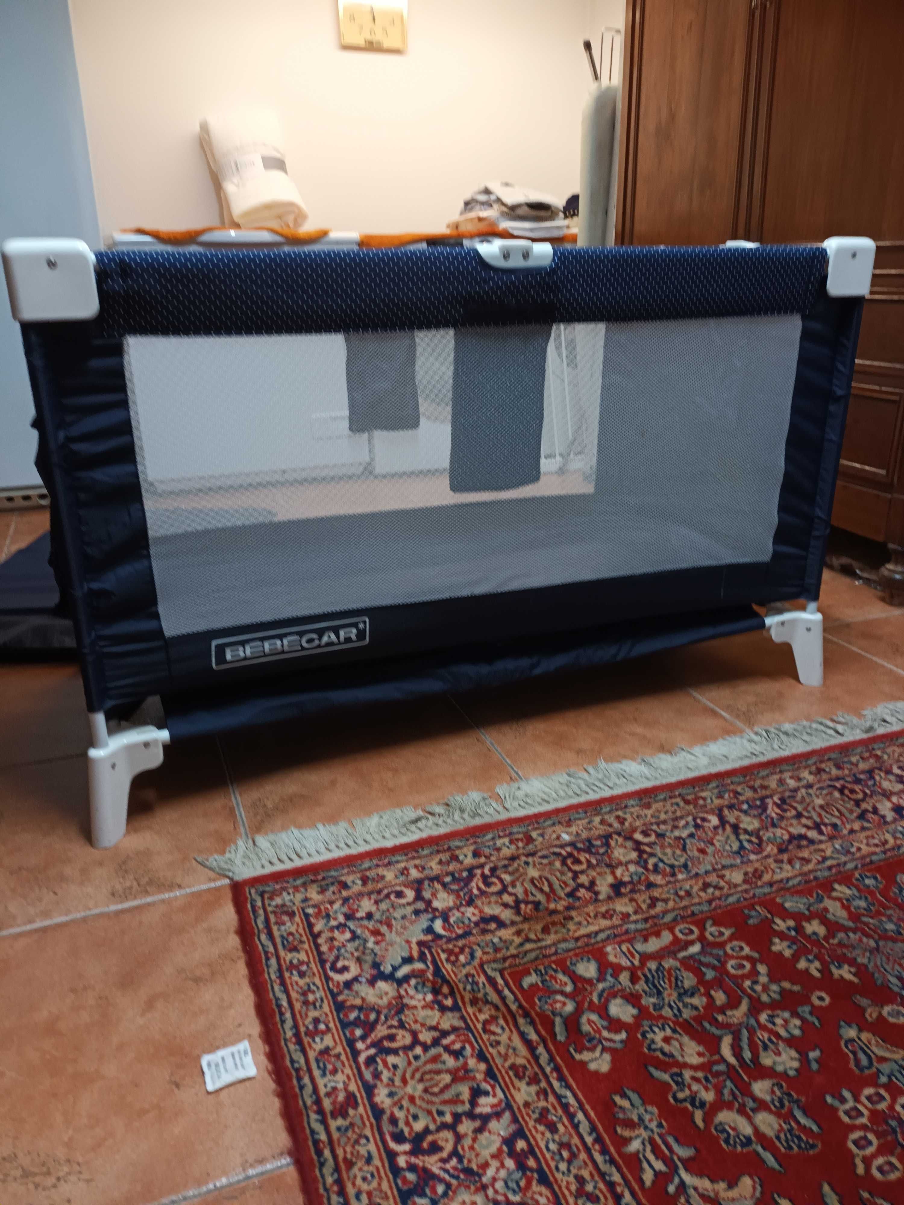 Cama de Viagem da Bebécar  vendido com colchão