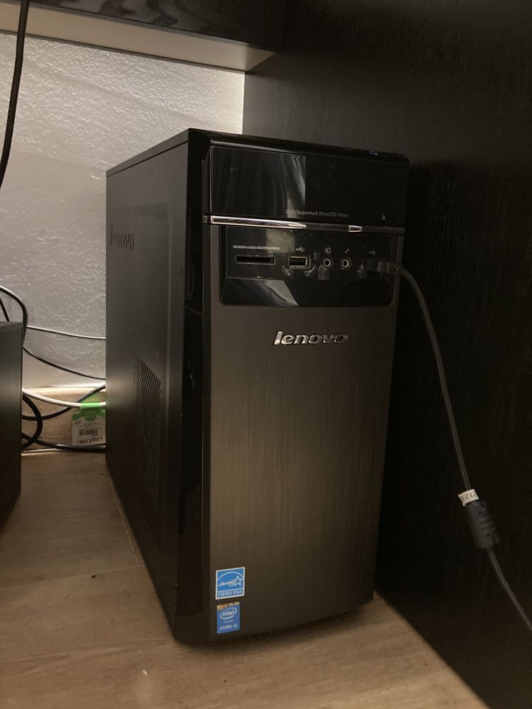 Computador Lenovo - Torre