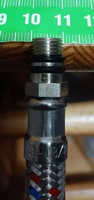 WĘŻYK DO BATERII (3/4'' x M10x1) 35cm. Wężyk przyłączeniowy.