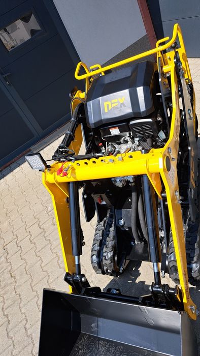 NEX MULTI  mini ładowarka gąsienicowa NEX MULTI ładowarka,2025