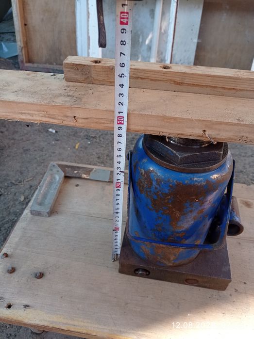 Домкрат гидравлический 30 тонн