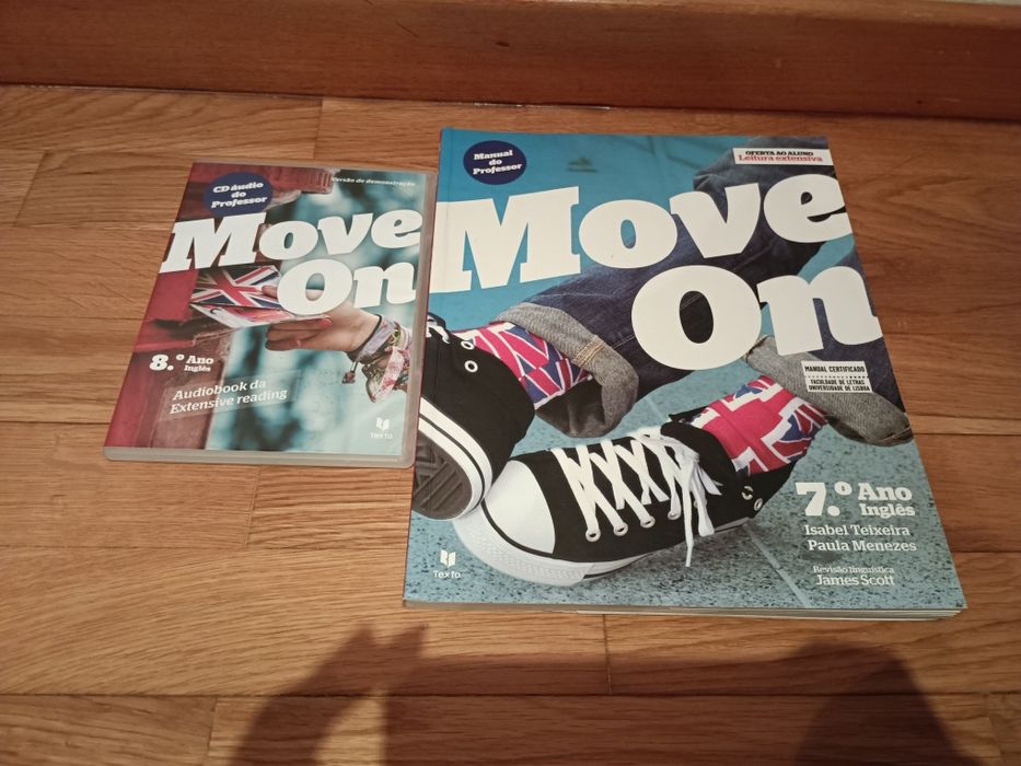 Manual do professor Move on 7ºano