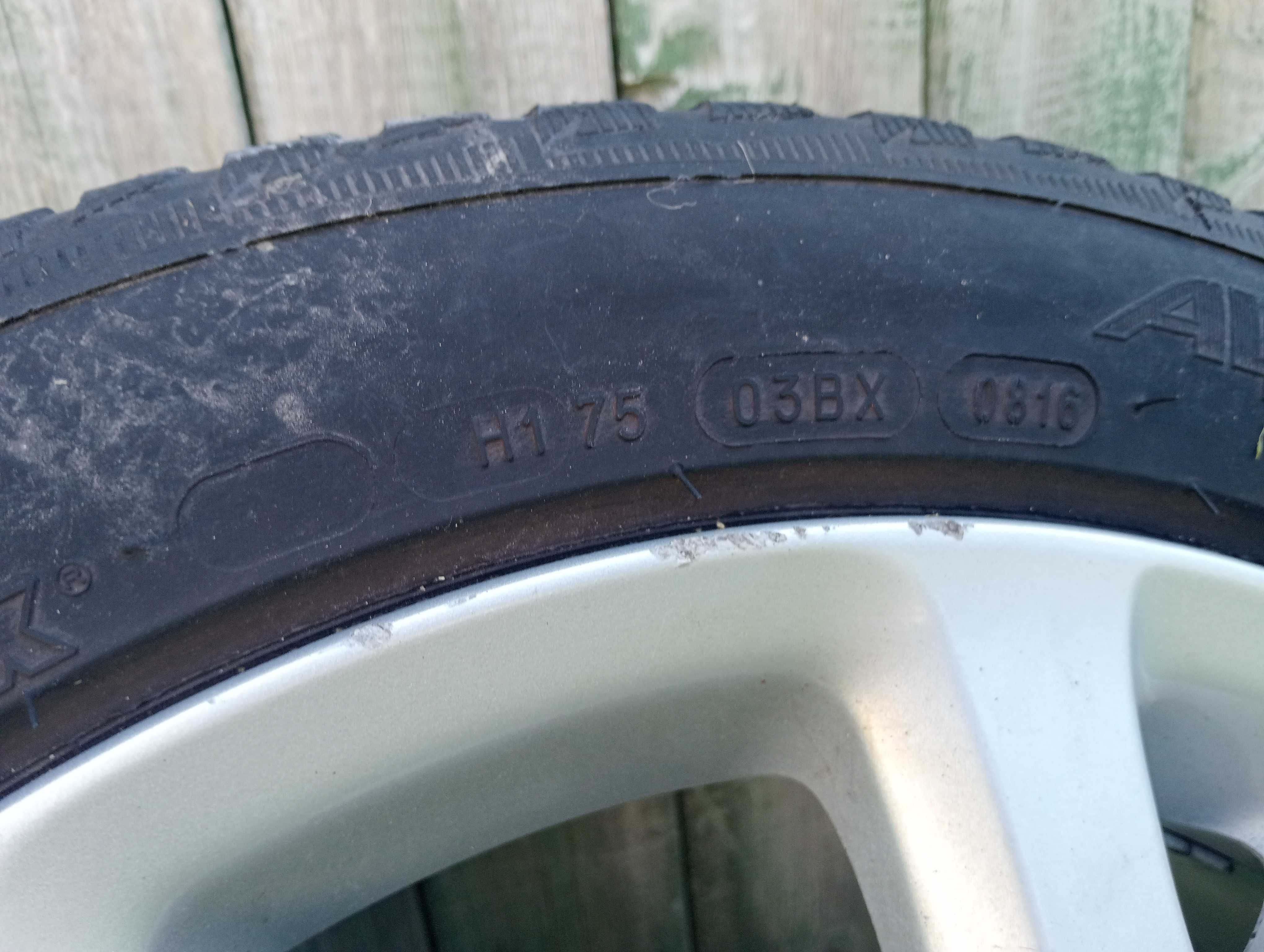 Продам диски  R 17