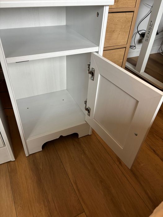 2 białe szafki nocne 35x36x62