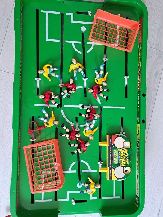 Гра настінна футбол, супер ліга чемпіонів