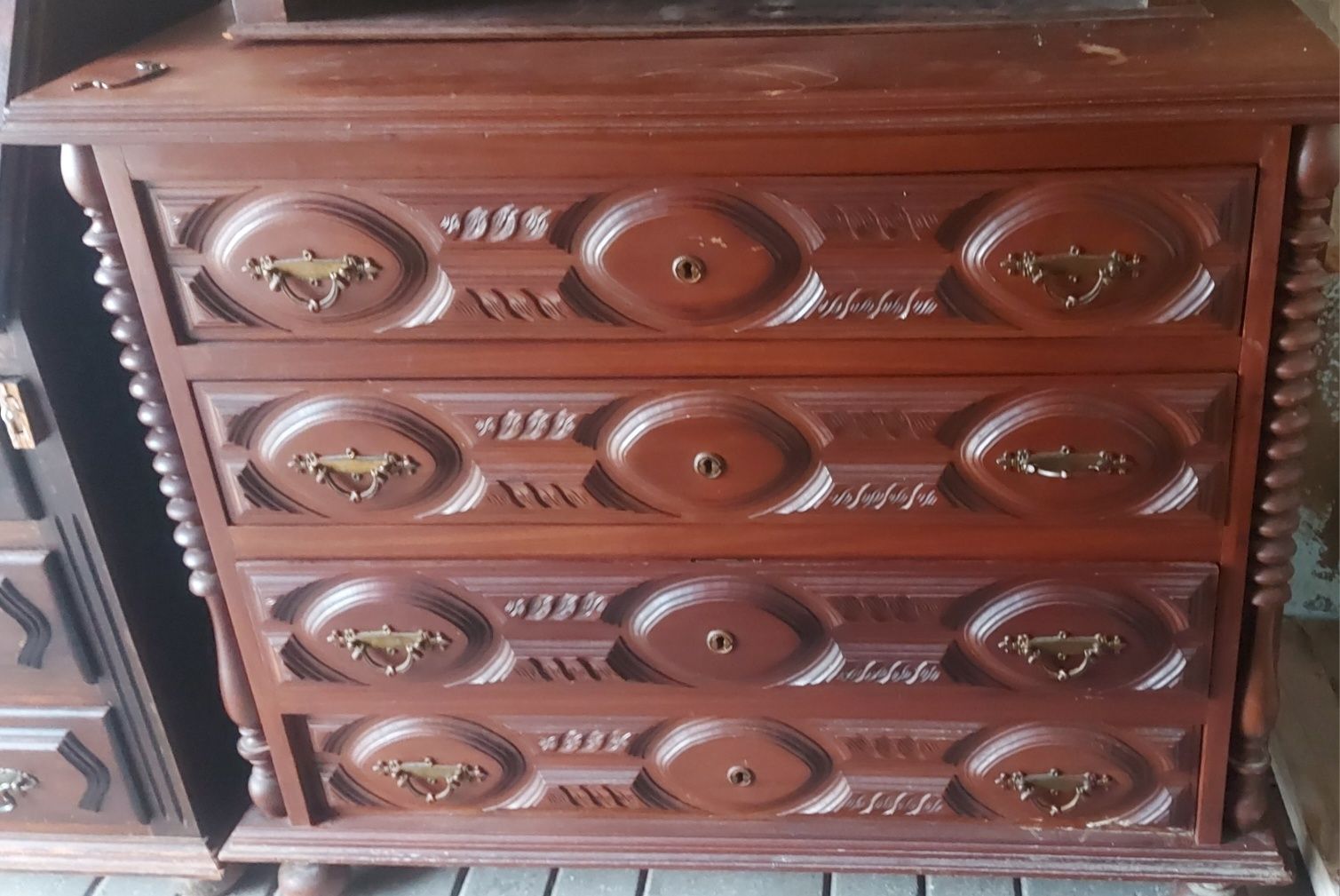 Móveis para restauro