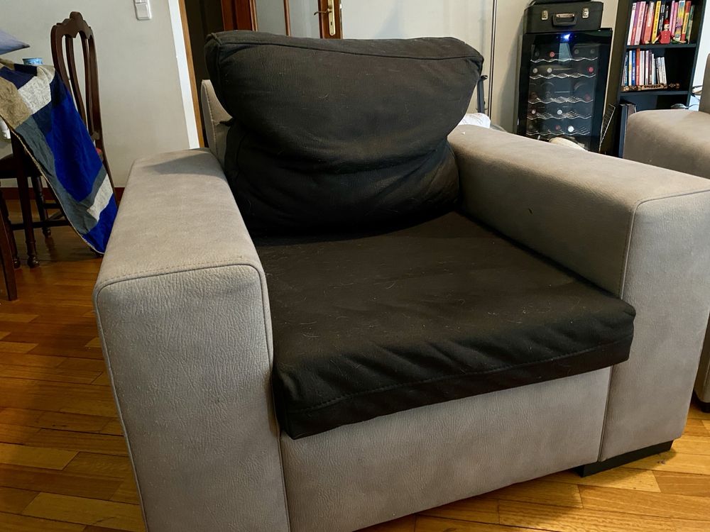 Sofá chaise longue + poltrona