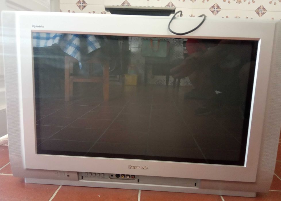 TV Panasonic TX-28PM1F