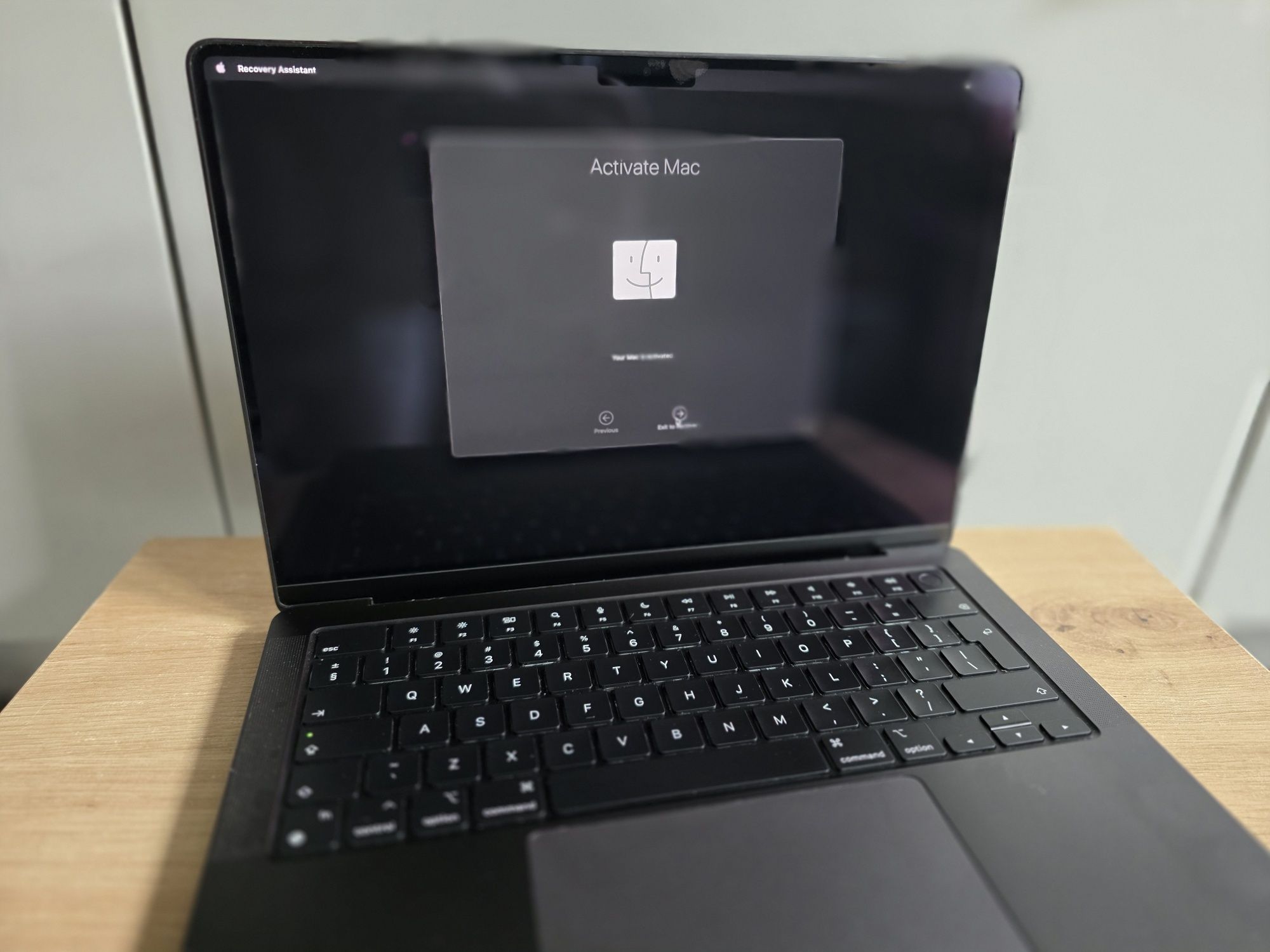 Macbook Pro m3, czarny