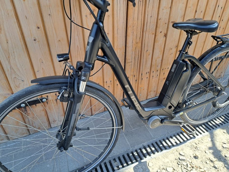 500Wh Rower Elektryczny CUBE TOWN HPA Bosch Active Line Plus miejski M