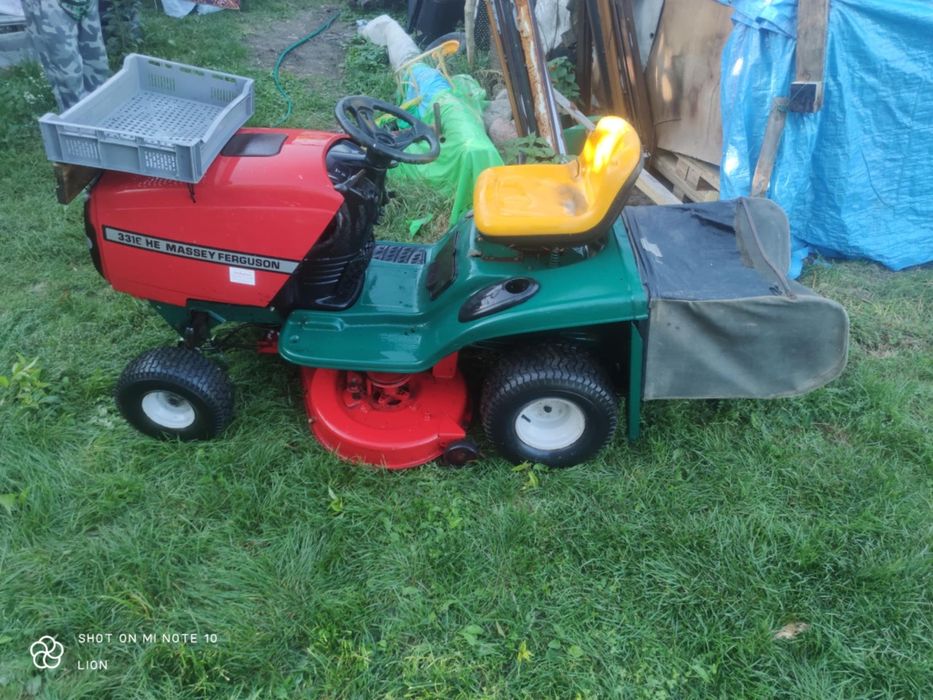 Traktorek kosiarka do trawy jak na zdjęciach