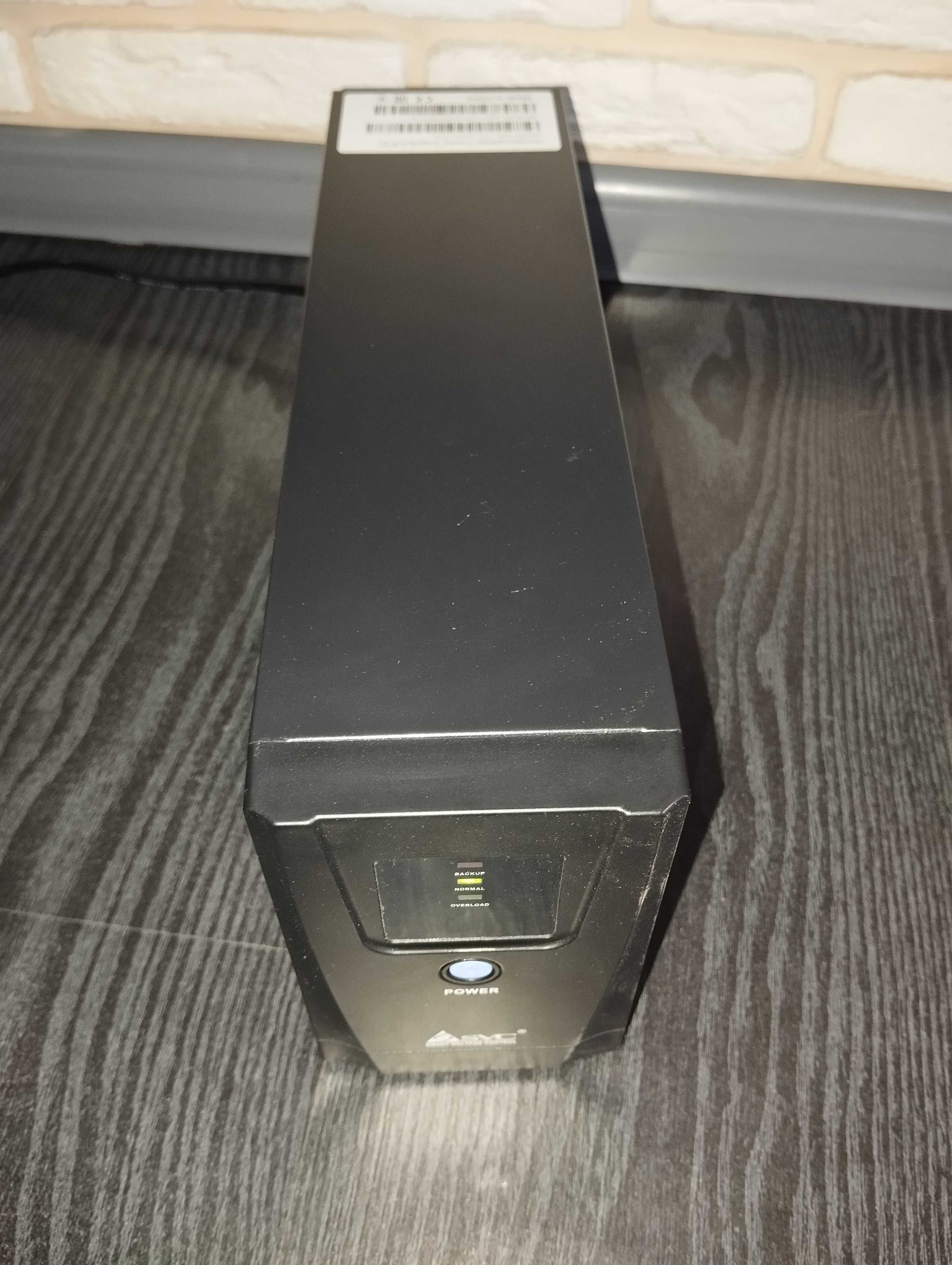 Источник бесперебойного питания SVC VP-650-LED 650VA (на гарантии)