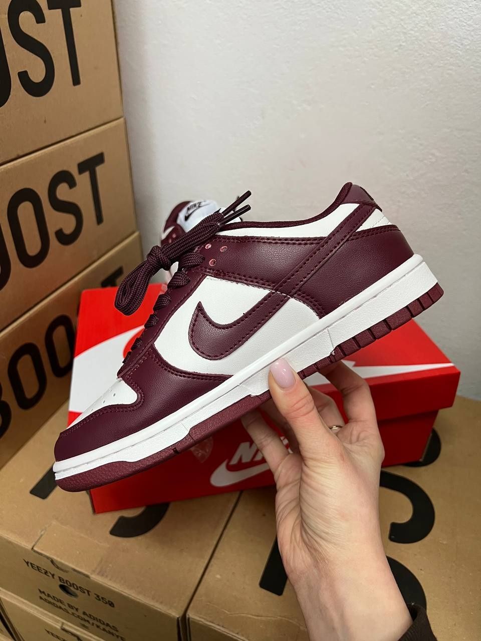Nike SB Dunk low cherry