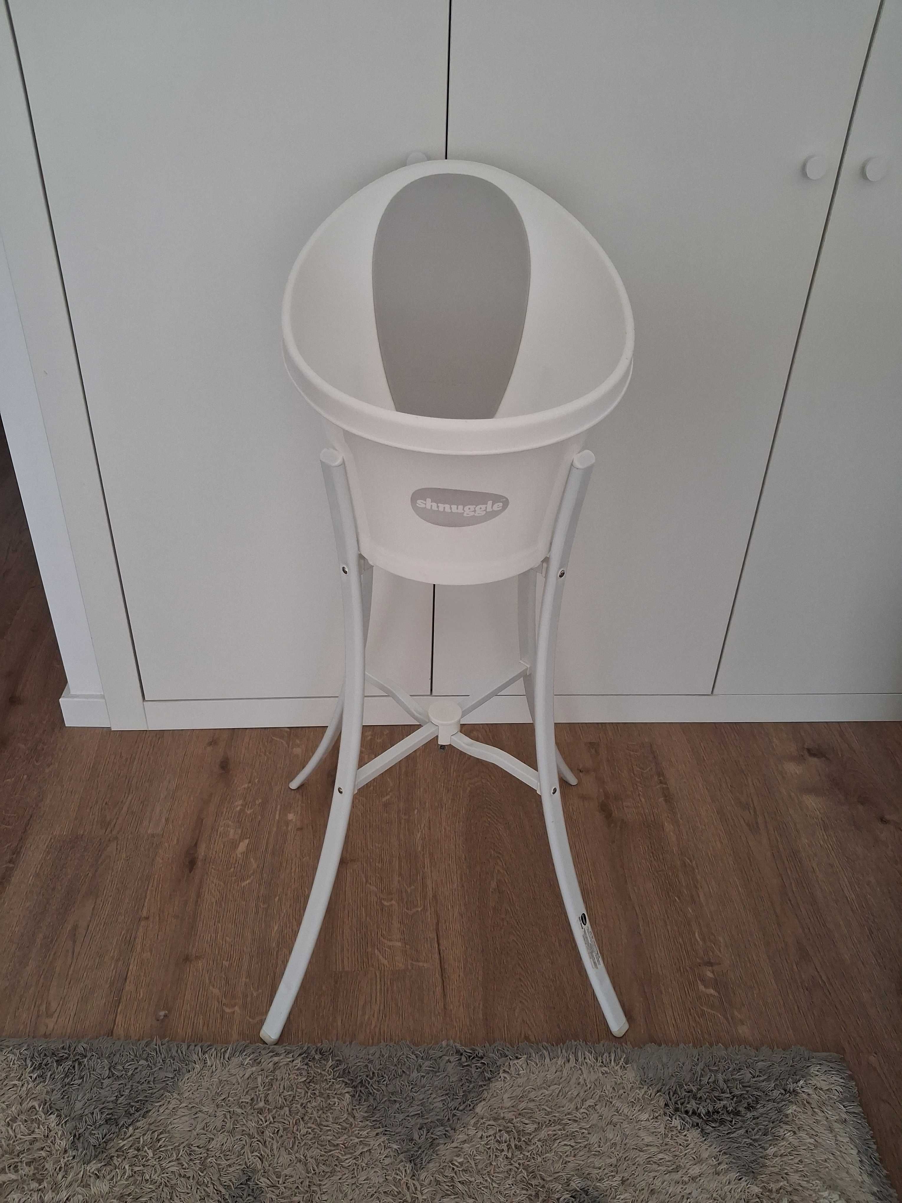 Banheira da Shnuggle com suporte
