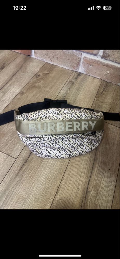 Oryginalna nerka/saszetka Burberry