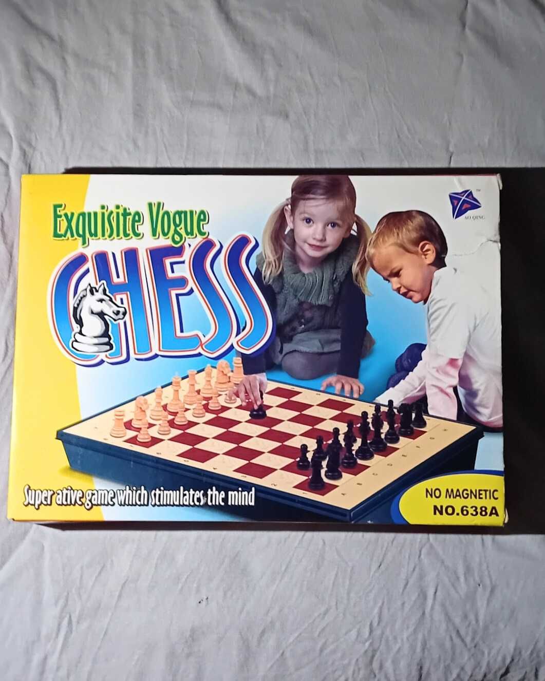 Jogo de Tabuleiro – Exquisite Vogue Chess da AO QING (Modelo 638A)