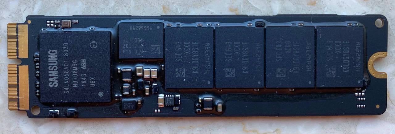 Dysk oryginalny SAMSUNG SSD 128 Gb MacBook