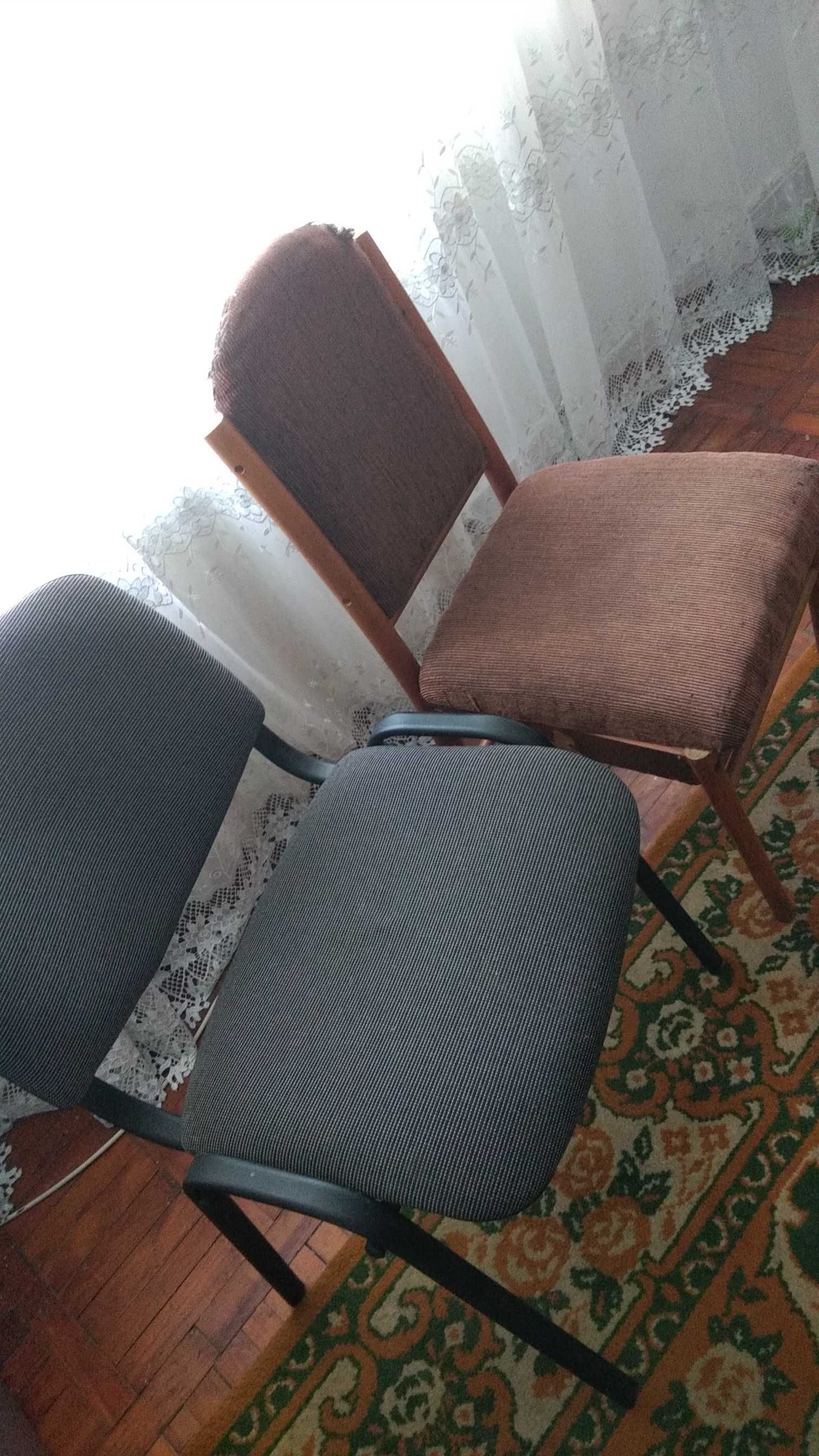 Стілeць 2 шт-300грн